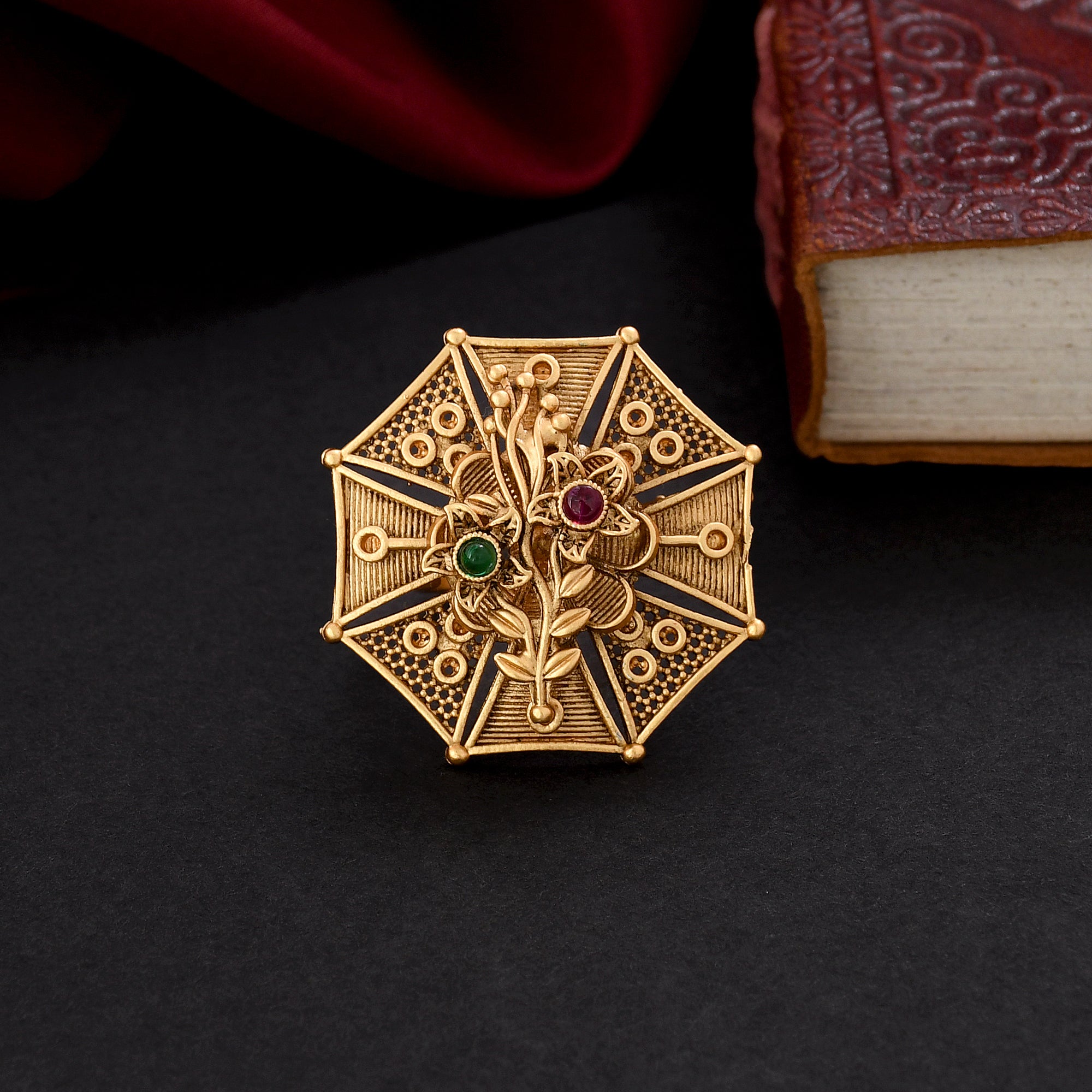 Antique Finger Ring 8