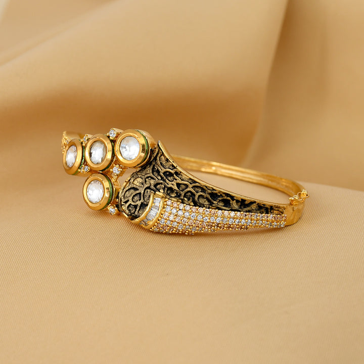 KUNDAN BRACELET WITH MEENAKARI WORK